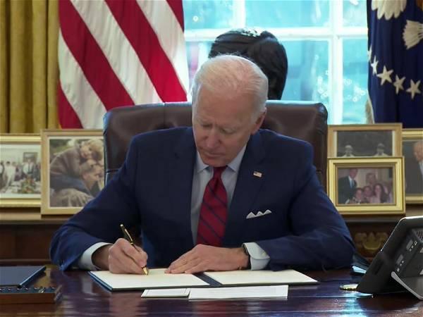 Biden blames ‘congressional inaction’ for Ukrainian withdrawal of key town in call with Zelensky