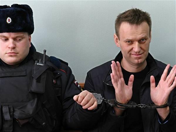 Alexei Navalny's body handed over to his mother, spokeswoman says