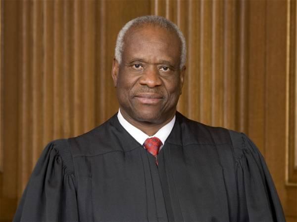 Clarence Thomas hires clerk accused of sending racist texts