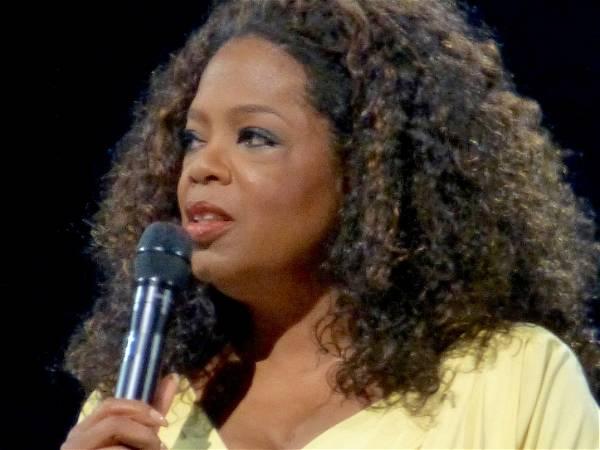 Oprah Winfrey exits WeightWatchers board, will donate stock to African American history museum