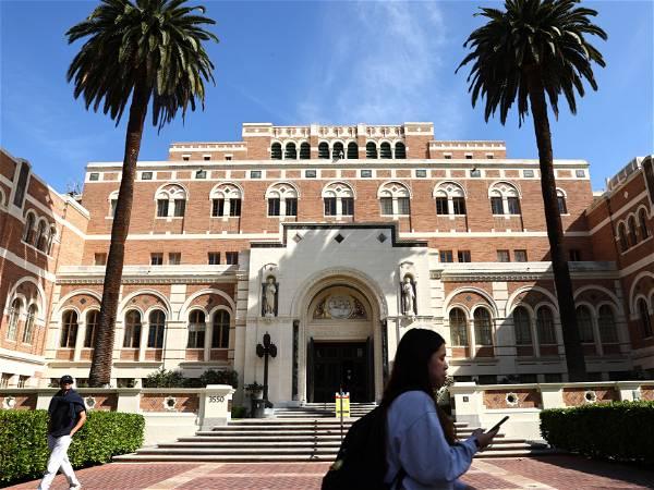 FAFSA delays prompt California lawmakers to extend deadline for student financial aid applications