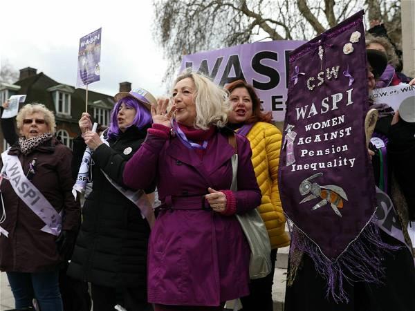 Women affected by change in state pension age 'are owed compensation', report finds