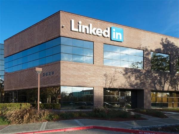 LinkedIn to roll out TikTok-style video option