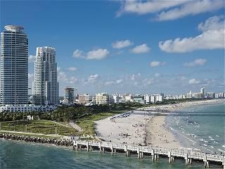 Miami Beach votes on enacting limits on protests following recent pro-Palestine events