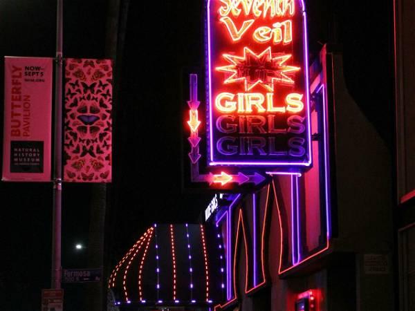 Strippers' bill of rights bill signed into law in Washington state