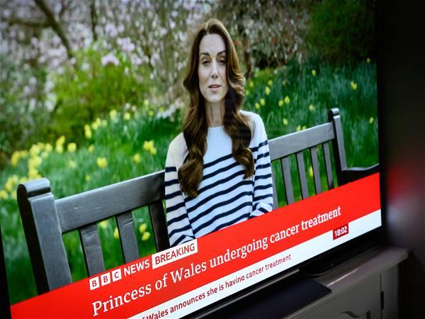 William and Kate ‘extremely moved’ by public support following cancer announcement