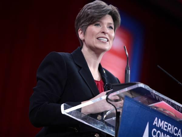 Ernst running for Senate GOP conference chair