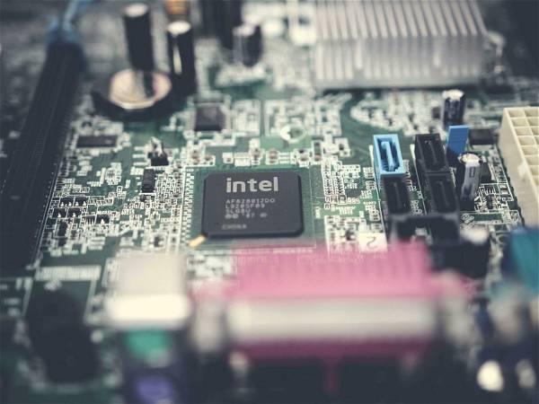 China blocks use of Intel and AMD chips in government computers: Report