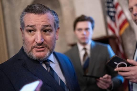 National Enquirer made up the story about Ted Cruz's father and Lee Harvey Oswald, former publisher says