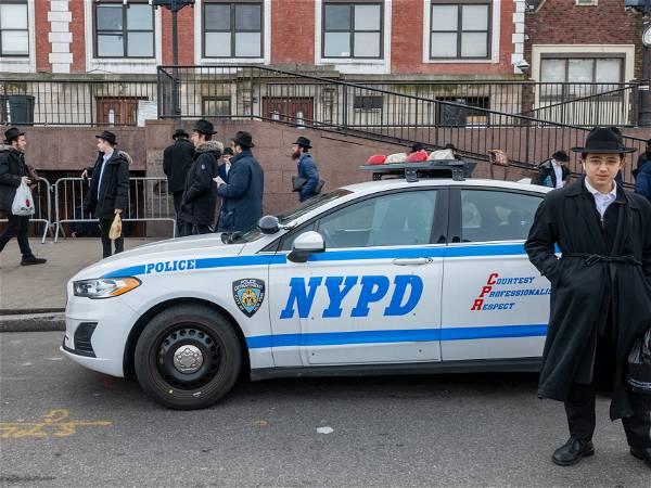 Thirteen men plead not guilty for role in Brooklyn synagogue tunnel scuffle