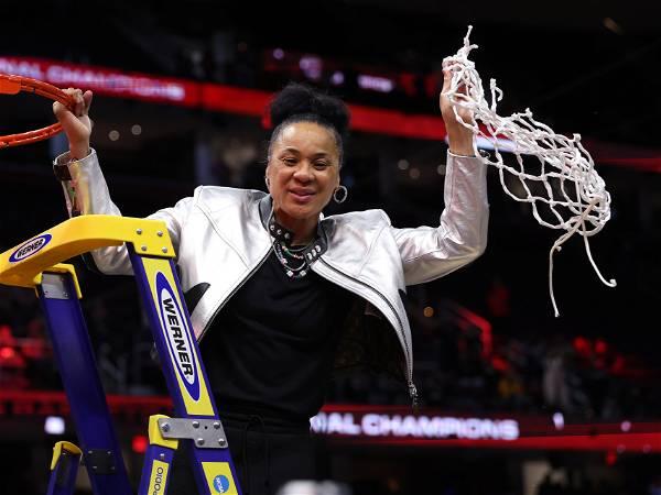 Dawn Staley gives boost to trans rights on championship weekend