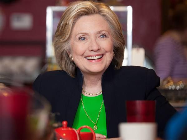 Hillary Clinton sounds alarm after Supreme Court hearing on emergency abortion care
