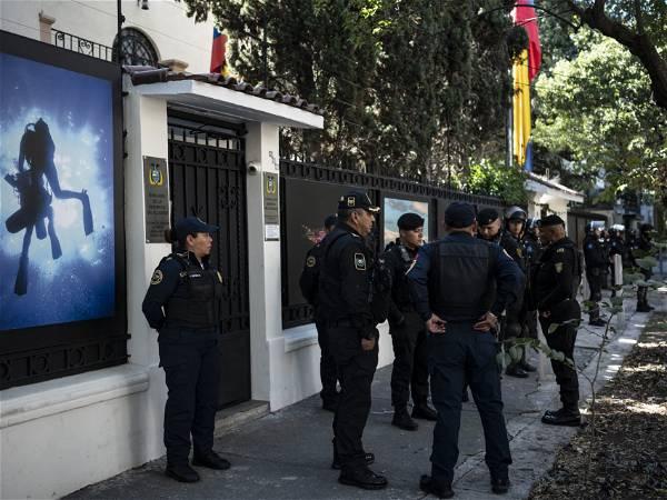 International leaders condemn Ecuador after police break into the Mexican Embassy in Quito