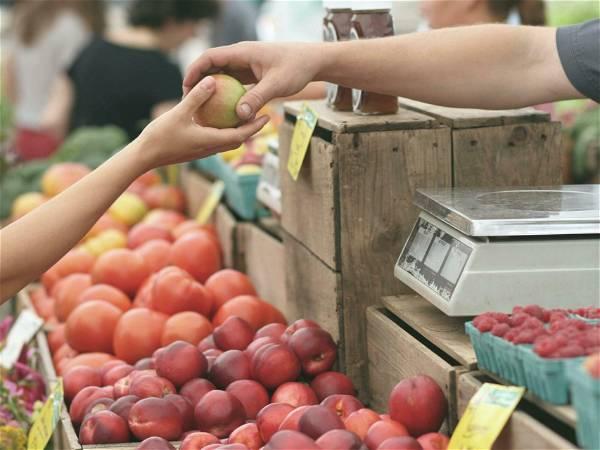 Grocery inflation to fall below two per cent this spring: report
