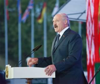 Lukashenko says Belarus wants peace but is ‘preparing for war’