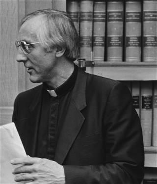 Thomas Gumbleton, Detroit Catholic bishop who opposed war and promoted social justice, dies at 94
