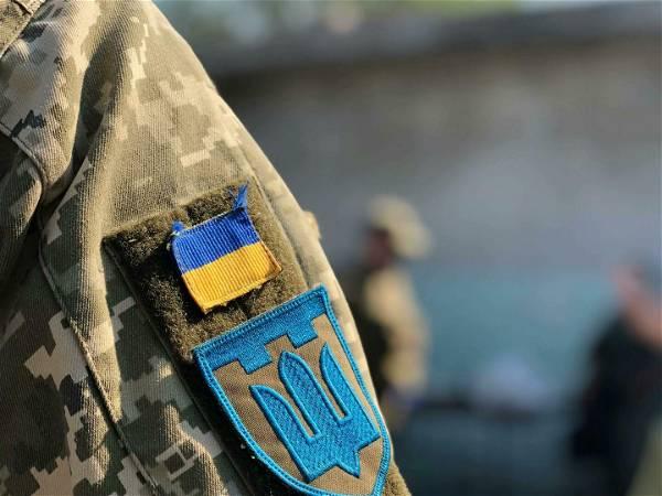 MoD giving Ukrainian soldiers in the UK free cigarettes to 'boost morale'