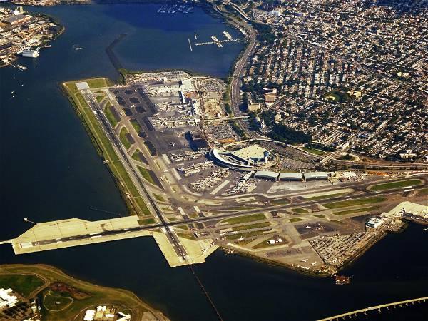 Possible UFO reported over NYC’s LaGuardia Airport