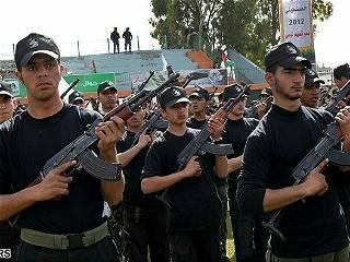Hamas accuses Fatah of sending security men to Gaza