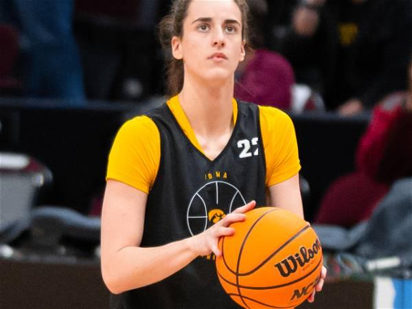 Caitlin Clark reportedly signing record 8-year, $28 million US deal with Nike