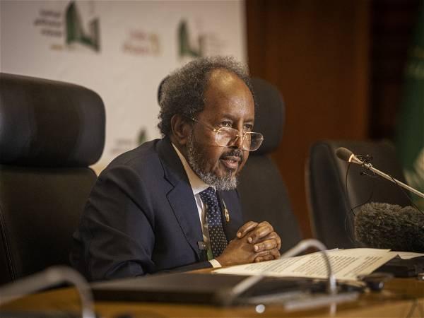 Somalia expels Ethiopian ambassador, orders closure of two consulates