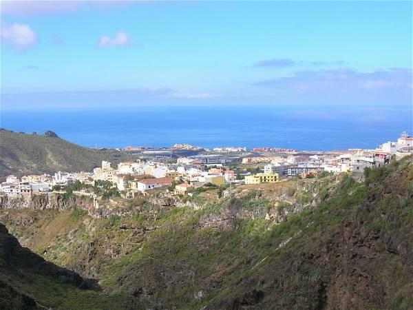 British tourist, 23, dies after 'running across motorway' in Tenerife