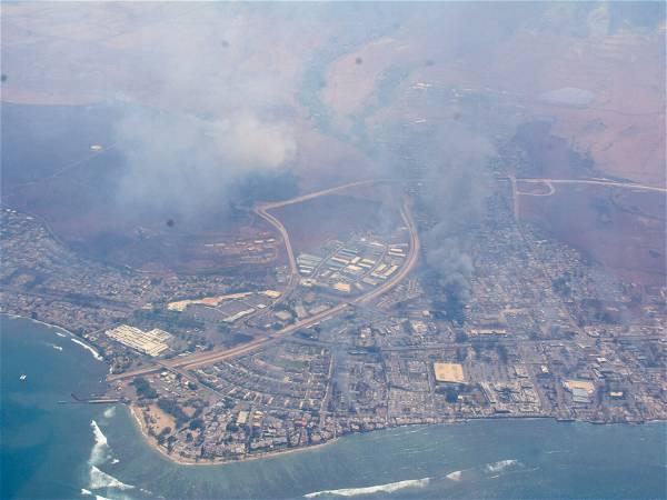 Communications breakdown left authorities in the dark and residents without alerts amid Maui fire