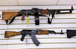 Appeals court upholds restraining order on Illinois gun ban