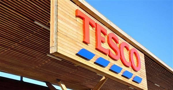 Tesco says management shake-up and hot counter closures to impact 2,100 jobs
