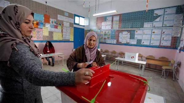 Tunisia opposition calls for unity after tepid election turnout