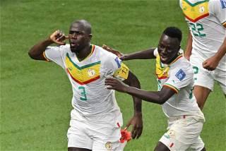 Captain Koulibaly sends Senegal into World Cup last 16 with 2-1 win over Ecuador