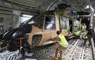 Australia to spend $2bn on fleet of US Black Hawk helicopters