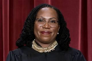 Justice Jackson writes 1st Supreme Court majority opinion