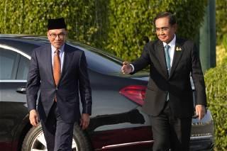 Malaysia PM Anwar stresses importance of peace, development during Thailand visit