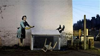 Valentine's Day mascara: Banksy's powerful mural against domestic abuse