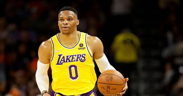 Lakers trade Russell Westbrook, acquire D'Angelo Russell from Timberwolves in three-team deal with Jazz