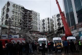 After huge Turkey quake, Diyarbakir residents pray for missing families