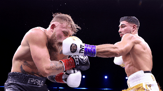 Tommy Fury defeats Jake Paul by split decision in thrilling boxing match