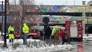 Wisconsin parking garage collapses, emergency personnel searching for possible victims