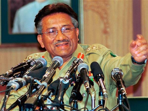 Officials: Plane carrying Musharraf's body lands in Pakistan