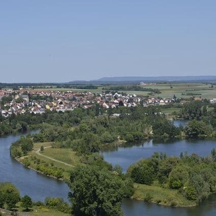Truck Goes up on A3 in Flames – Driver Can Save Himself