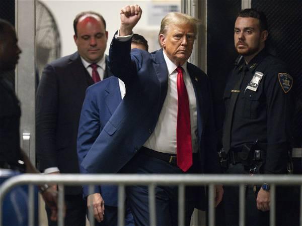 Trump asks NY high court to intervene in gag order fight